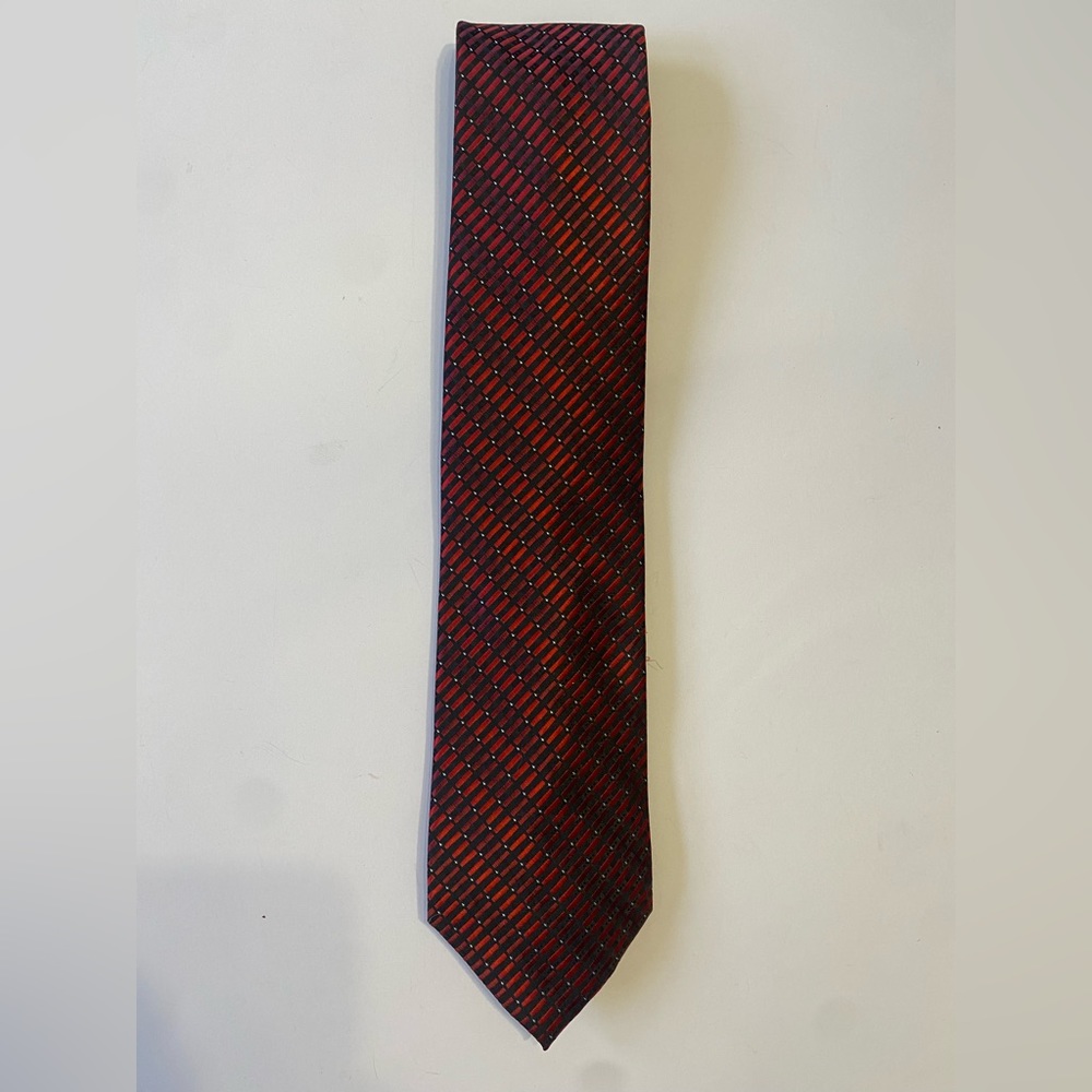 John Henry Red & Black Tie